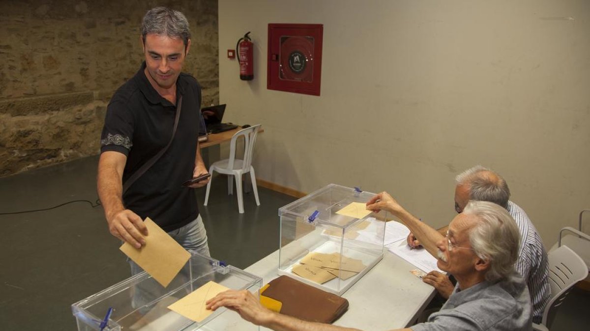 Un vecino de El Talladell, en la elección de vocales de la EMD.