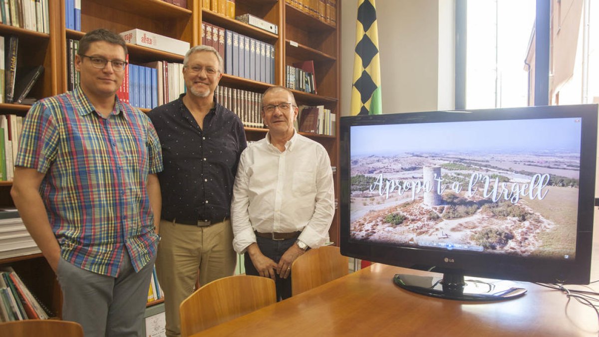 Fernández, Bonjoch y Eroles y uno de los vídeos promocionales.