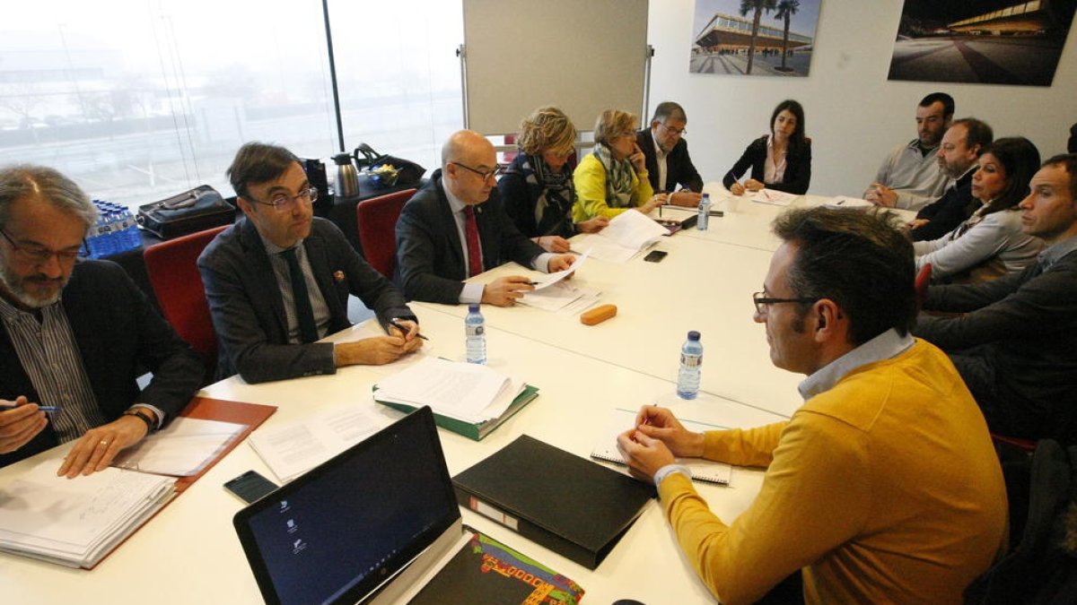 El consejo de administración del CNC se reunió ayer en la Llotja.