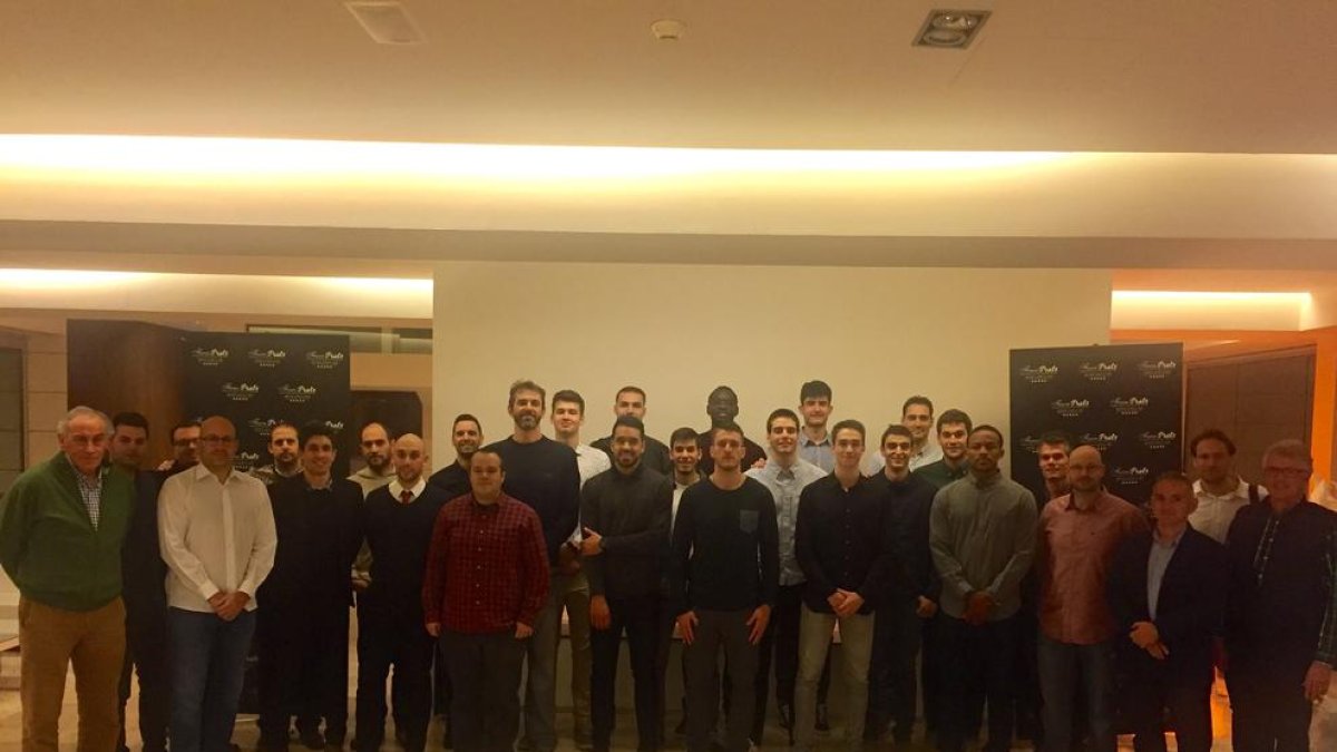 Plantilla y directiva del Actel Força Lleida celebraron ayer la cena de Navidad.