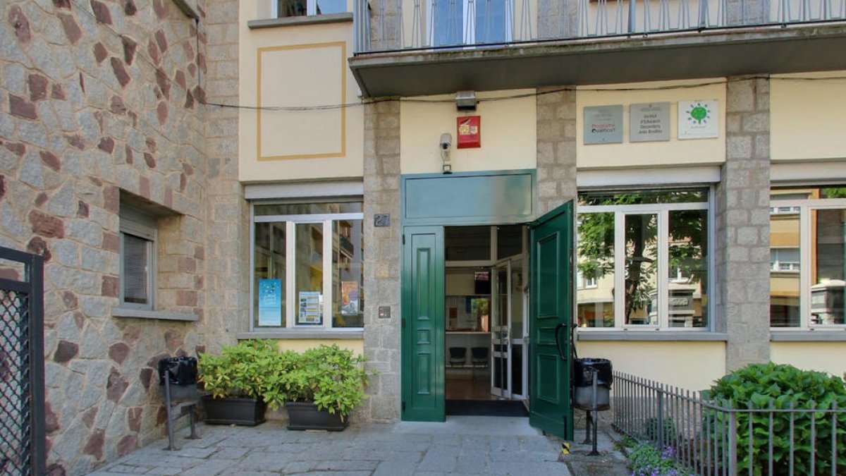 L’IES de Seu d’Urgell retira la càmera instal·lada en una aula i no posarà les altres previstes