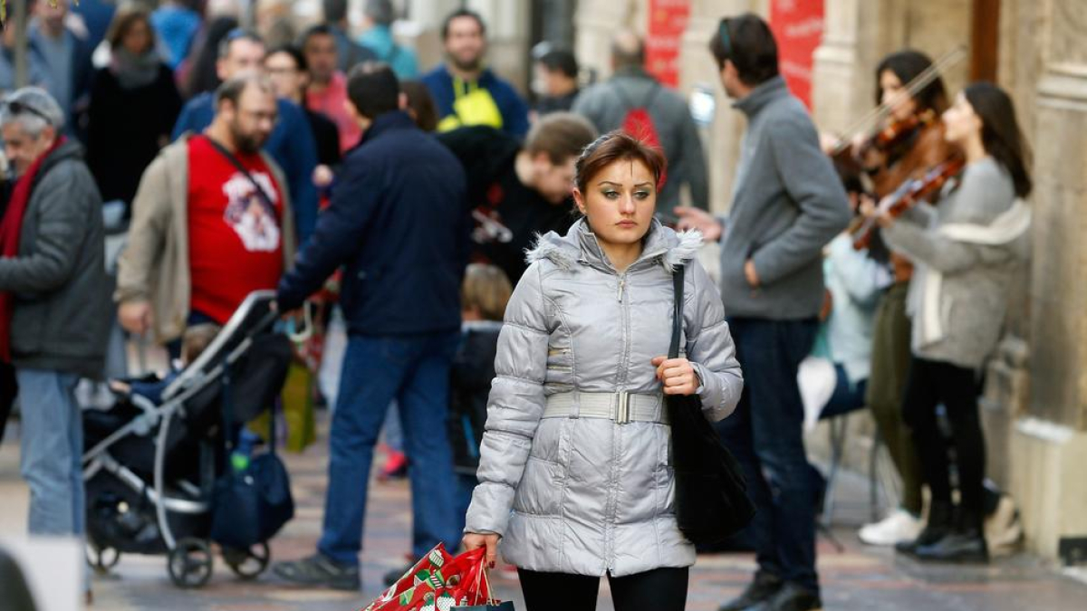 Las compras navideñas darán paso a la cuesta de enero.