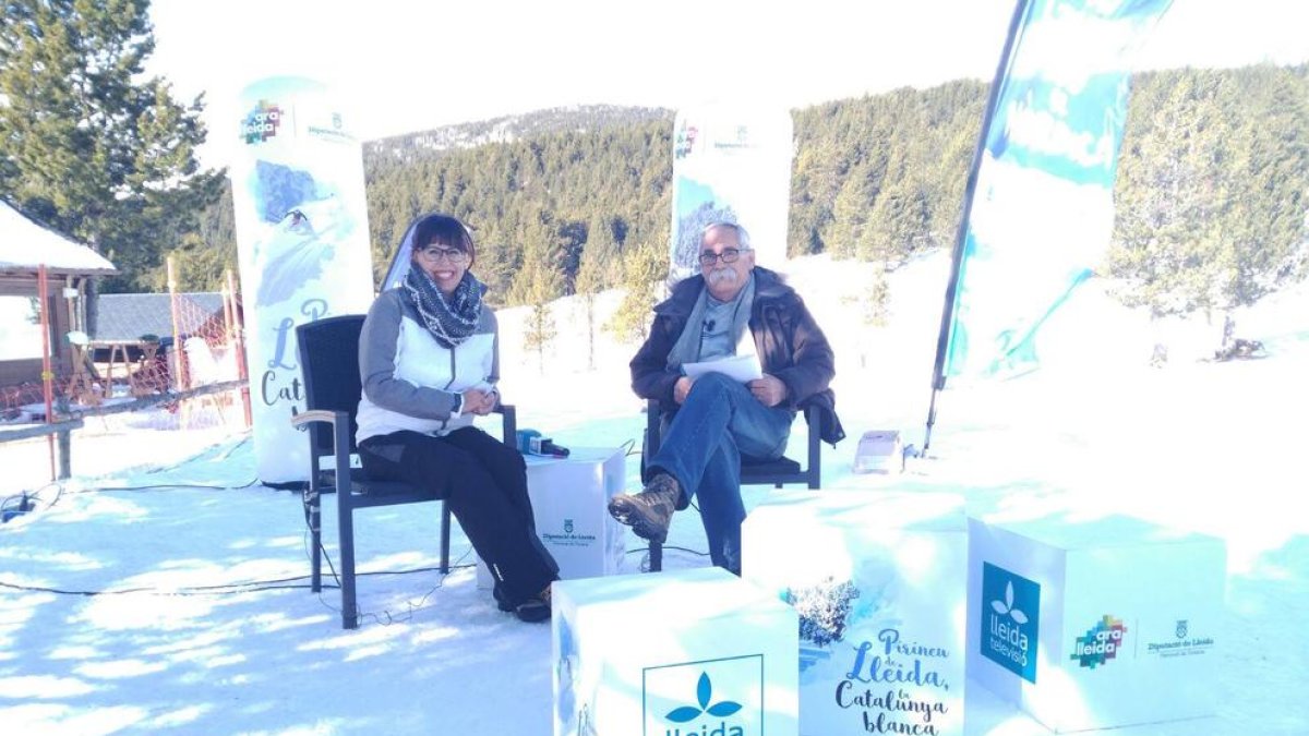Mariví Chacón i el diputat provincial Antoni Navinés.