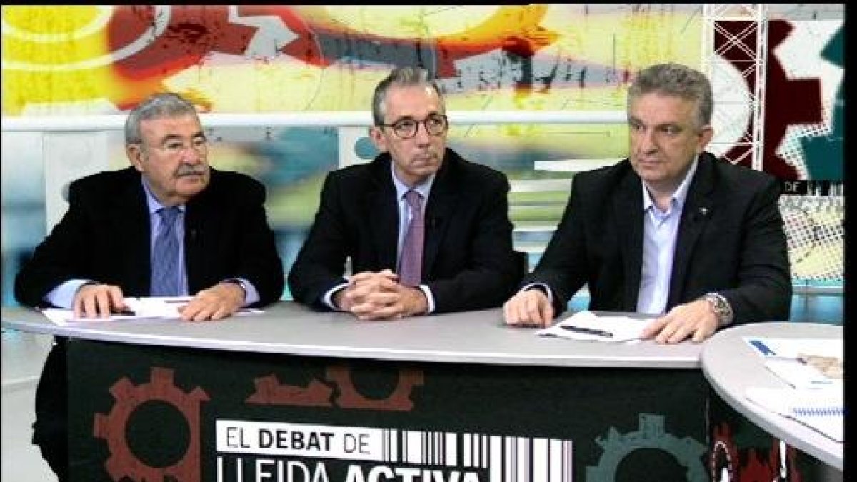 Un momento de la grabación de la mesa redonda del programa.