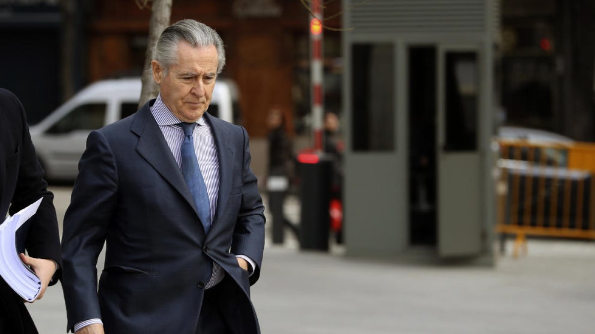 Miguel Blesa i Rodrigo Rato, a l’arribar a la seu de l’Audiència Nacional.