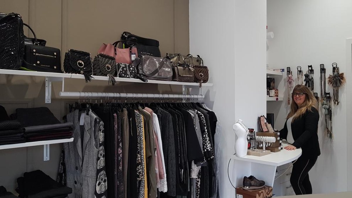 La tienda OKI de ropa de mujer y complementos, en La Bordeta