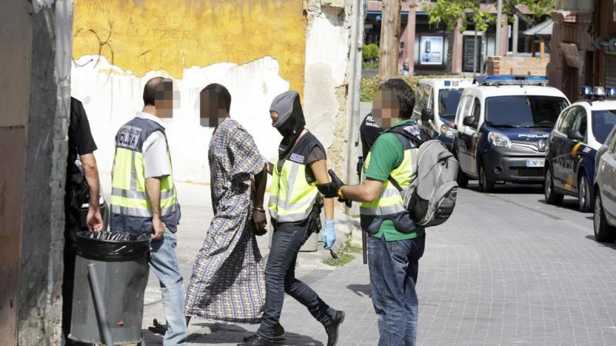 Uno de los detenidos durante la redada del 16 de julio de 2015.