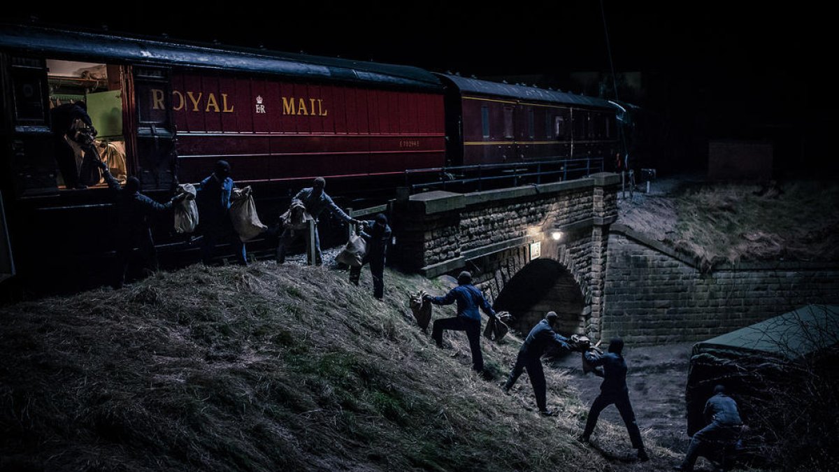 Van atracar un tren a prop de Londres amb 2,6 milions de lliures.