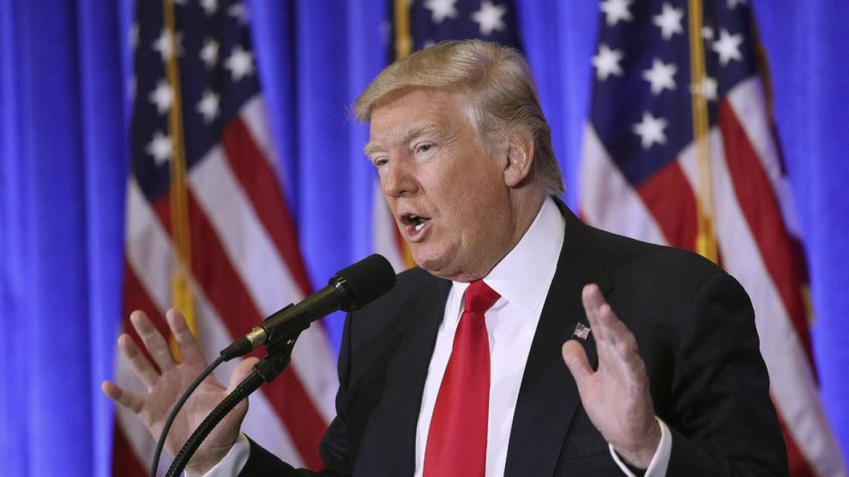 Trump, ayer en la Trump Tower, en Nueva York, durante su comparecencia ante la prensa.