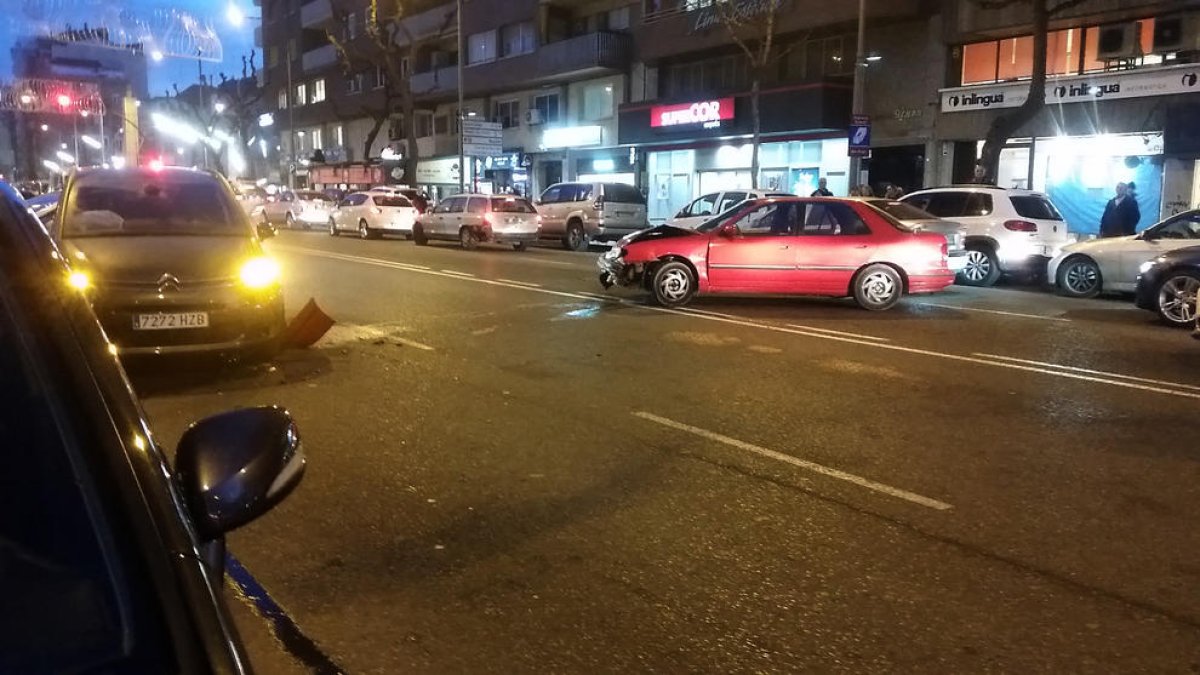 Imatge dels dos vehicles implicats en el sinistre.