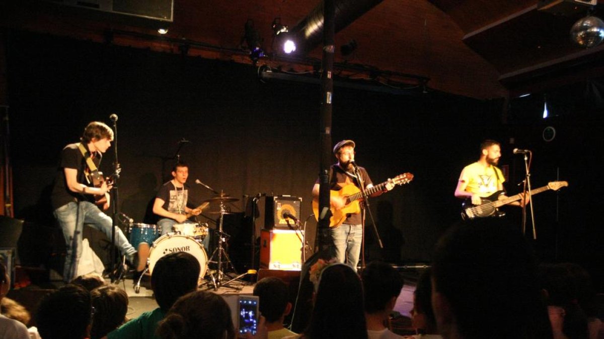 Imatge d’arxiu del quintet lleidatà Möndo Loco en concert.