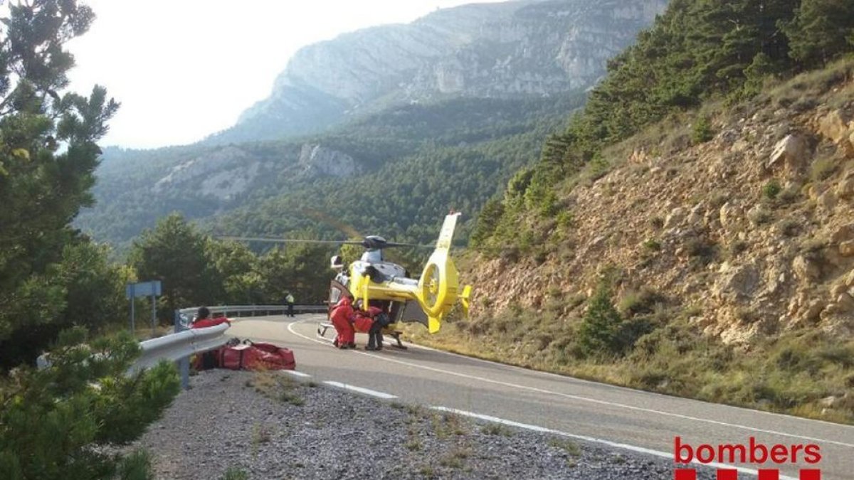 Muere un motorista alemán al salir de la vía a Guixers