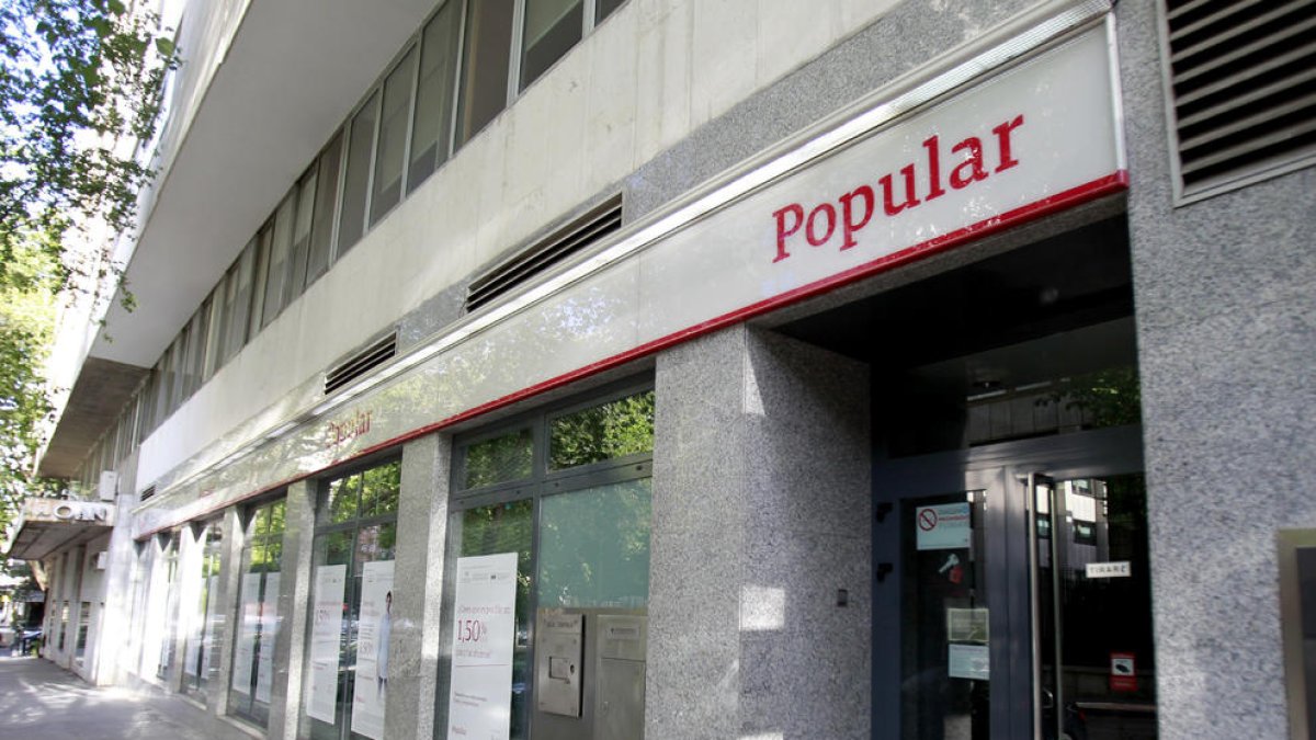 Els accionistes del Popular perden el 100 % de la seua inversió després de l'operació