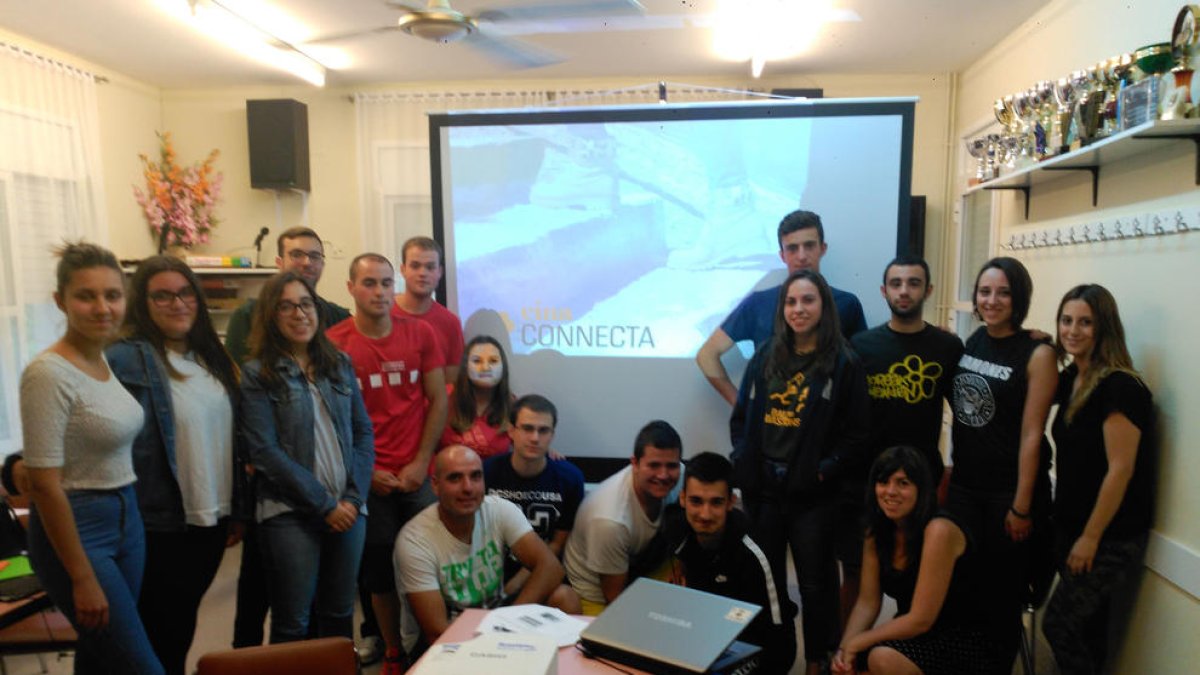 Asistentes a la presentación, el sábado, en Bellaguarda.