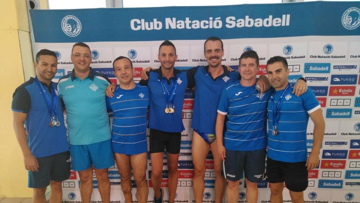 Doce medallas para el CN Lleida en el Catalán de natación