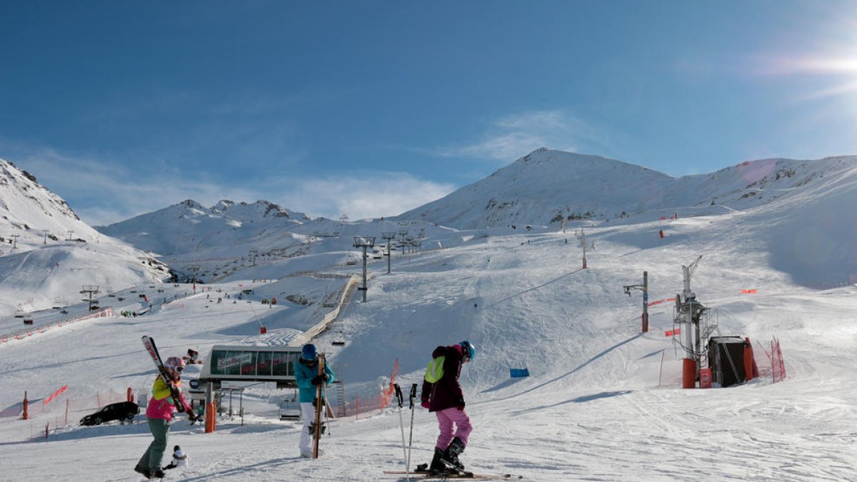 L’estació de Boí Taüll també ho té tot a punt per rebre els esquiadors aquest cap de setmana.