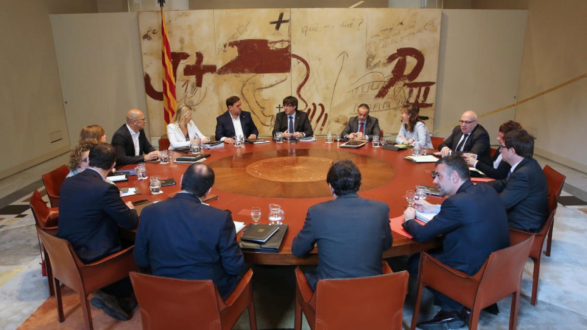 Llum verda a 7.700 noves places de funcionari a Catalunya, sobretot sanitaris i docents