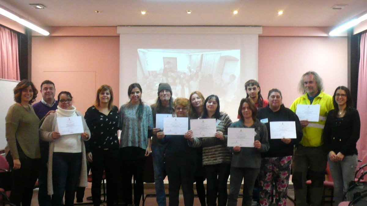 Los participantes en la iniciativa social del consell.
