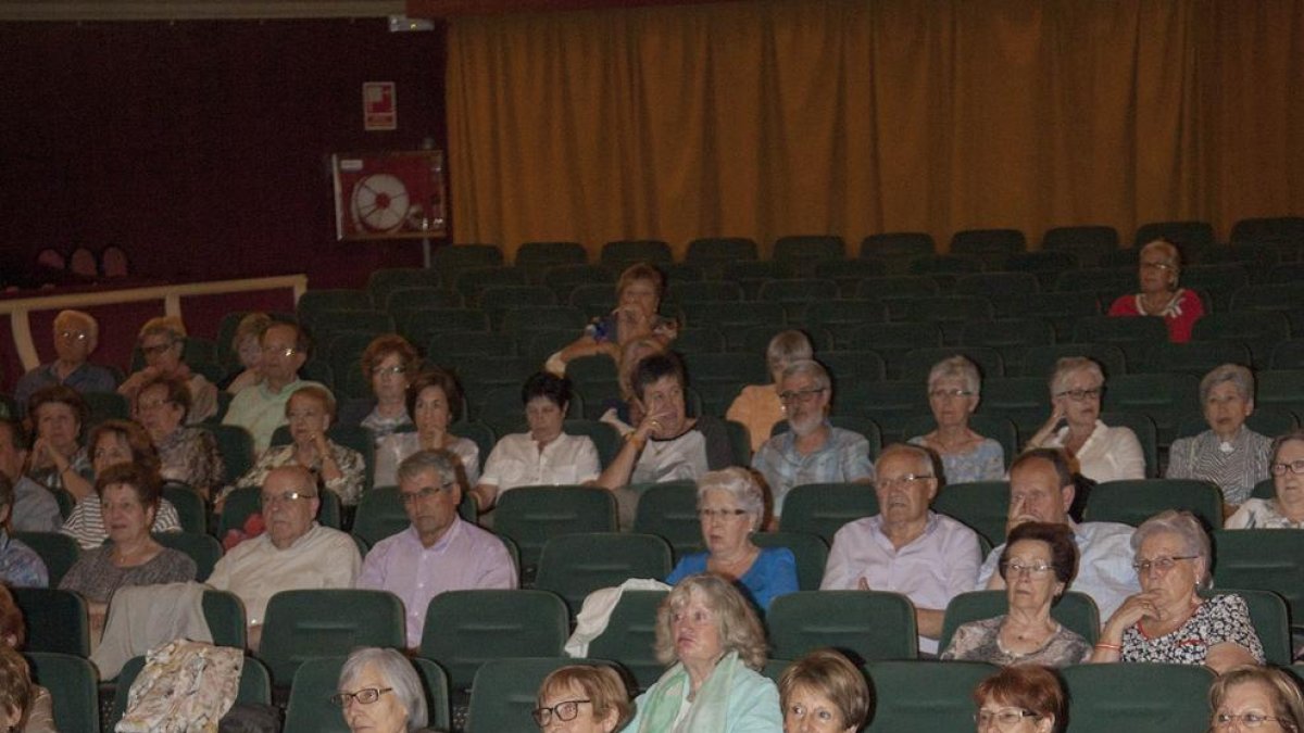 Les Aules d’Extensió Universitària de Tàrrega i Cervera celebren la clausura dels cursos amb més de 400 alumnes inscrits