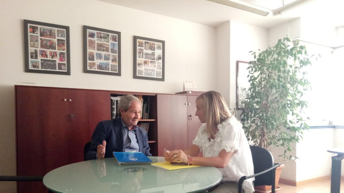 Llorens y Xandri ayer en la sede del PP en Lleida.