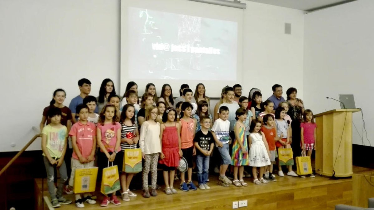 Fotografia de grup dels premis en aquesta nova edició en l’entrega de guardons de dimarts.