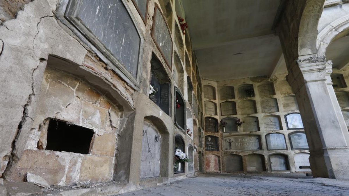 El departament de Santa Cecília del cementiri.
