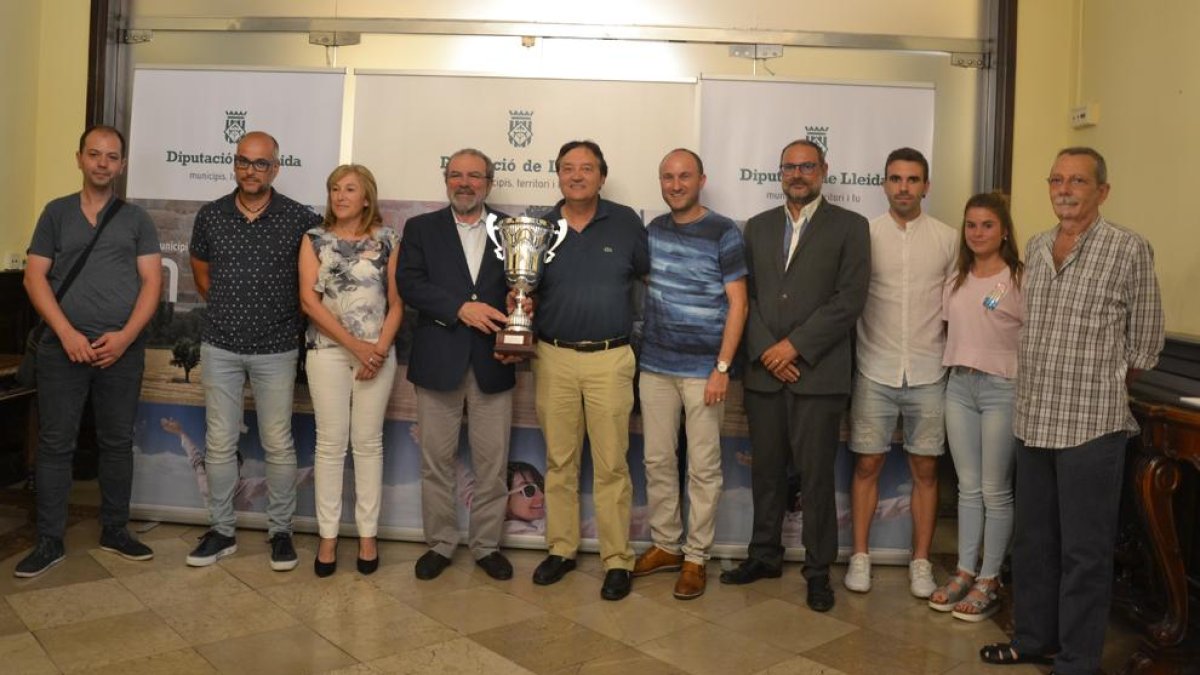 El DKV Borges, rebut a la Diputació per la Copa del Rei