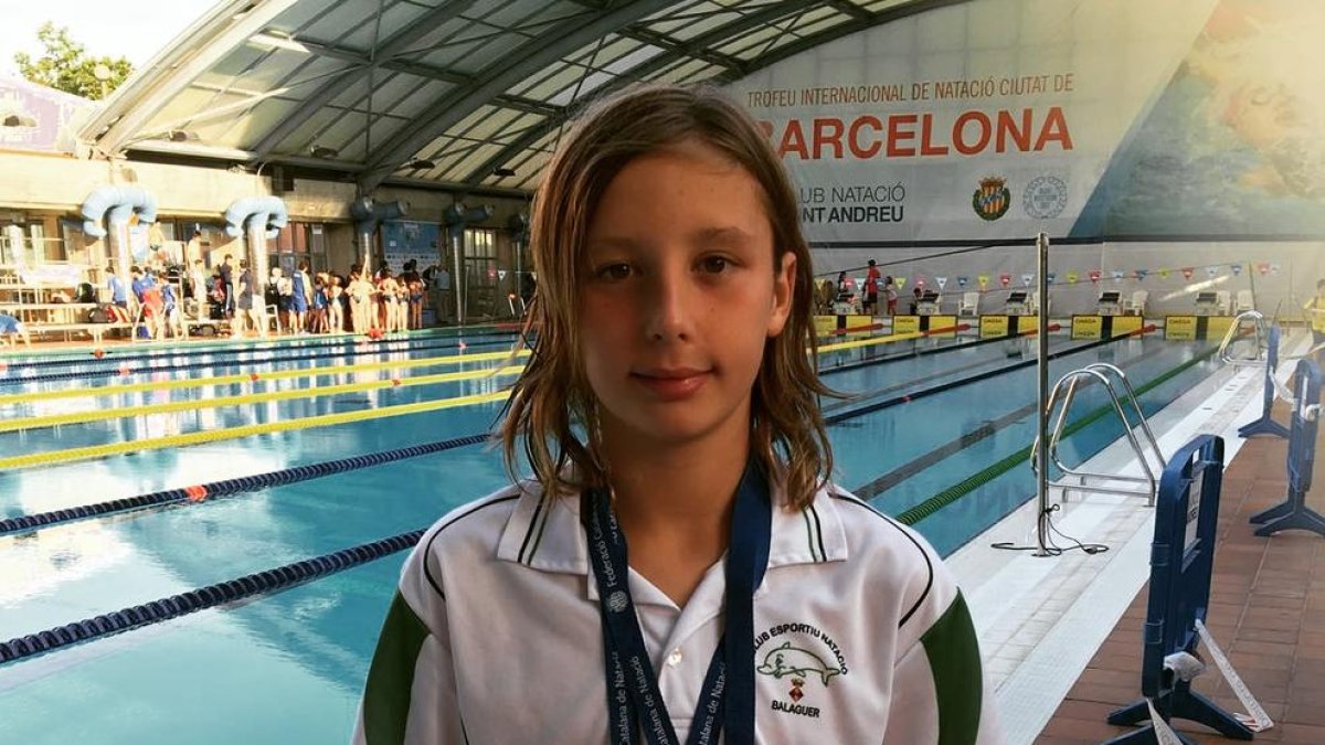 Arnau Pifarré, doble or en natació