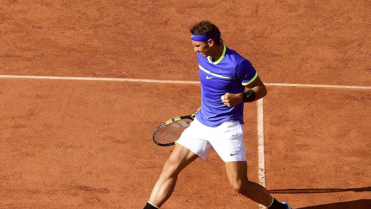 El tenista balear celebra uno de los puntos durante su partido de ayer ante Dominic Thiem.