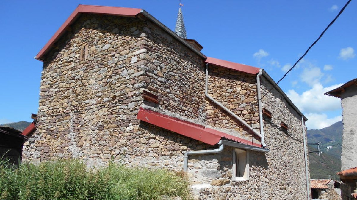 Imagen de archivo de la iglesia de Sant Lliser del núcleo de Arcalís.