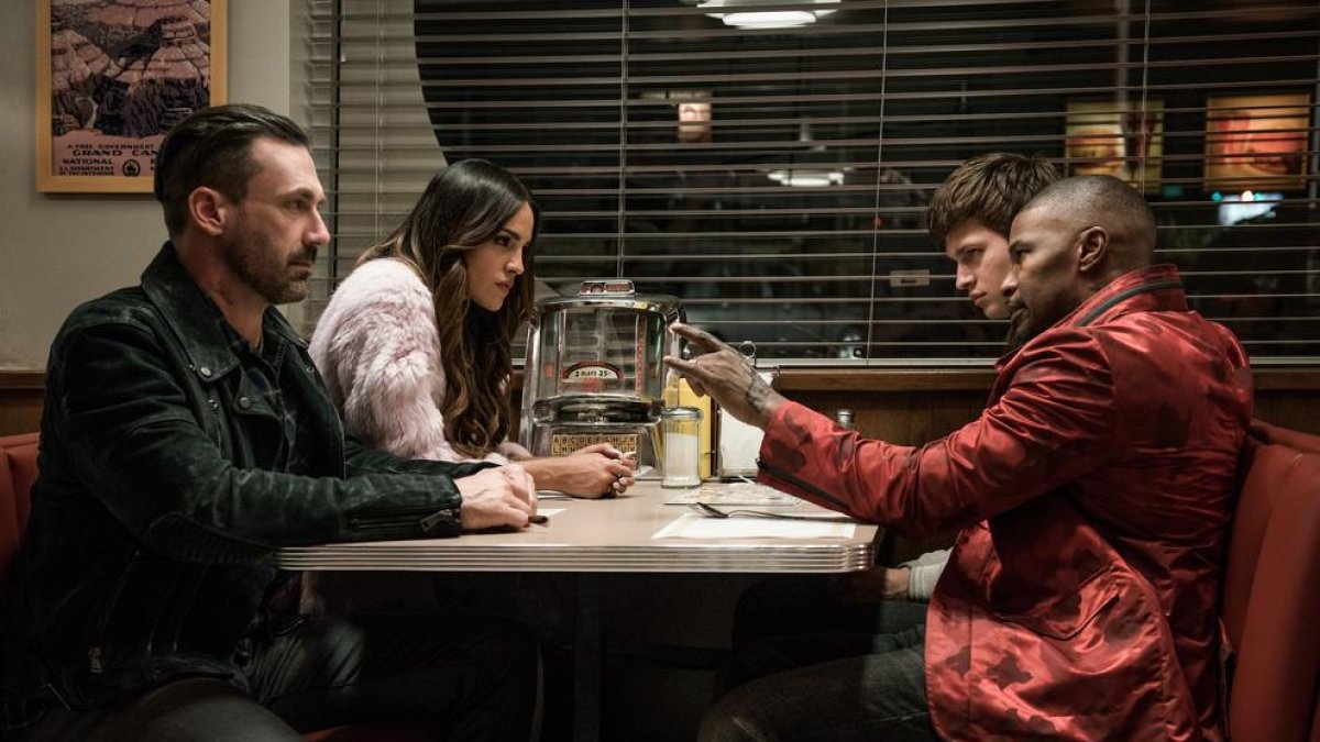 Tiros, coches y música