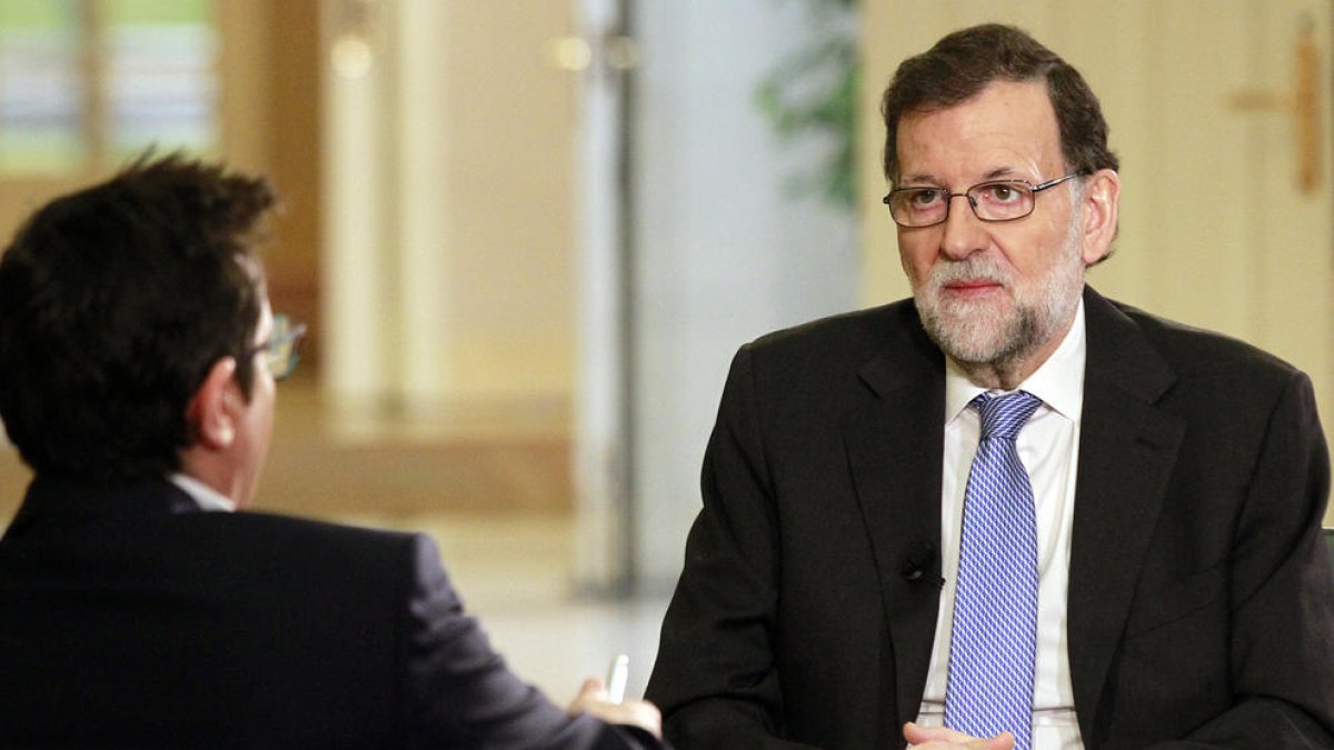 Rajoy durante su entrevista en Televisión Española.