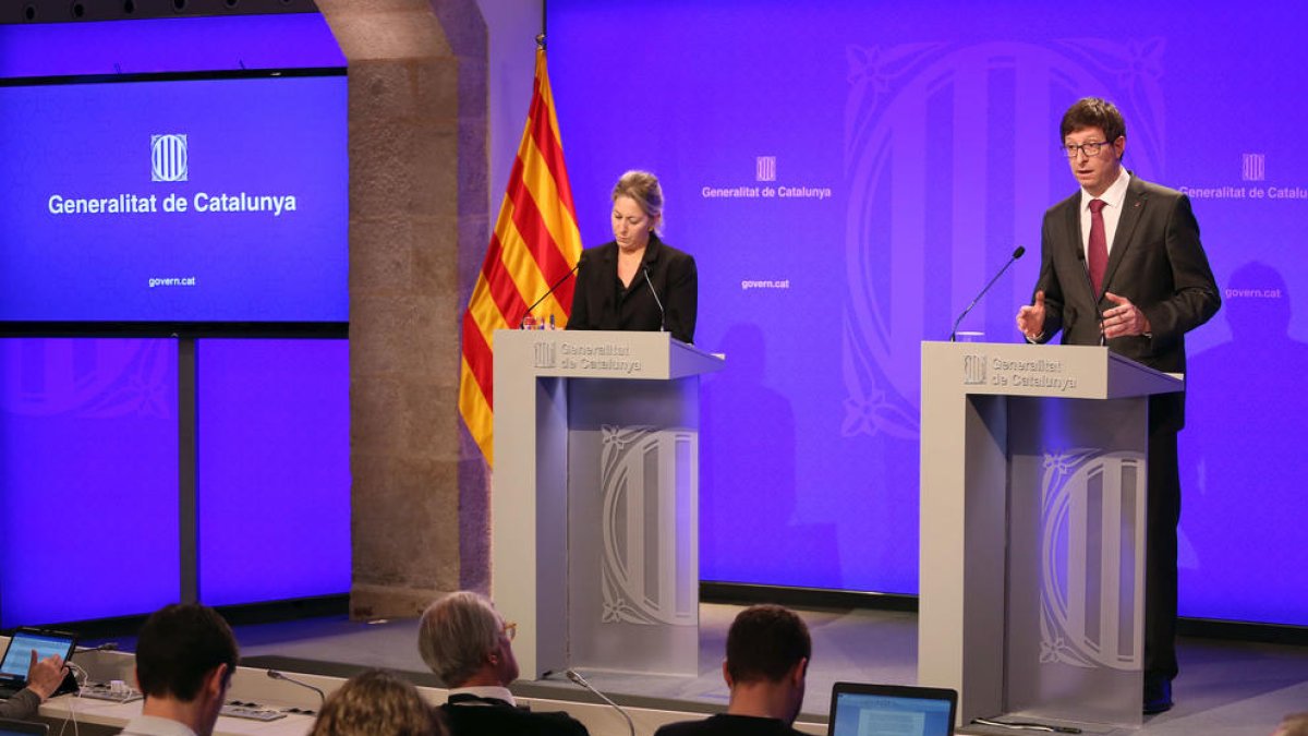 El Govern avisa que el Constitucional