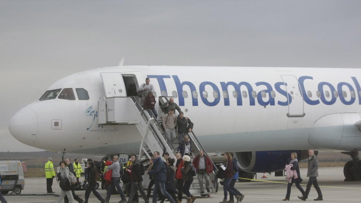 L’aeroport d’Alguaire torna a rebre els esquiadors britànics