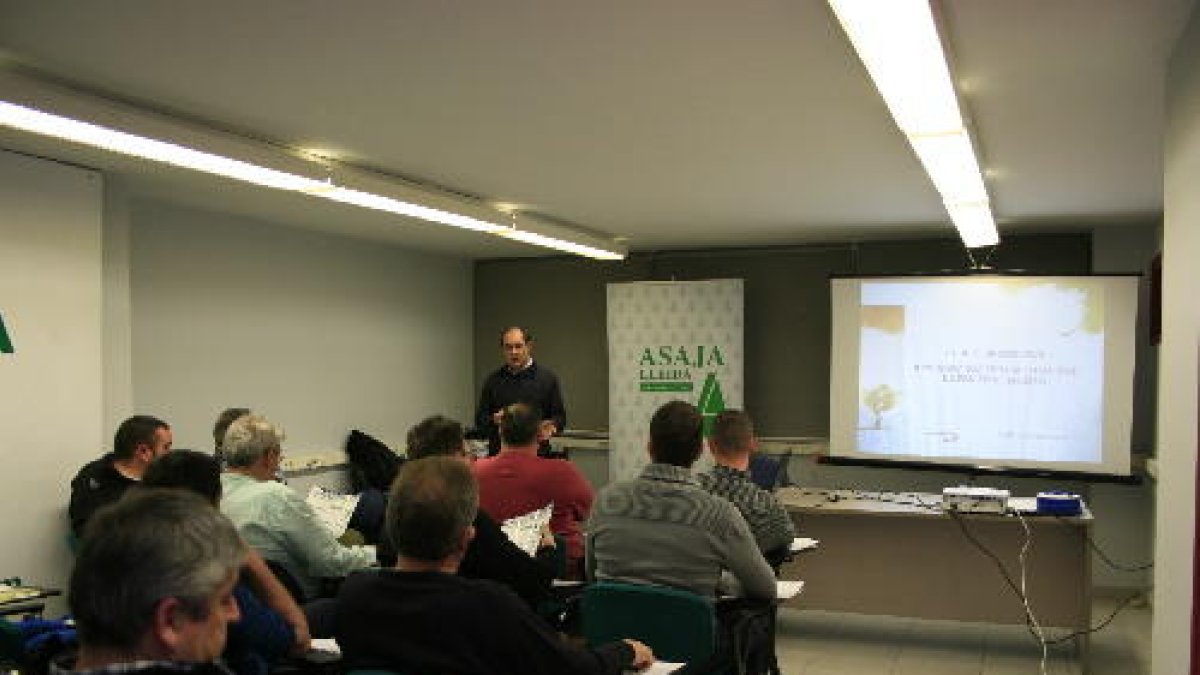 Imagen de la sesión informativa de Agroseguro en Lleida el viernes.
