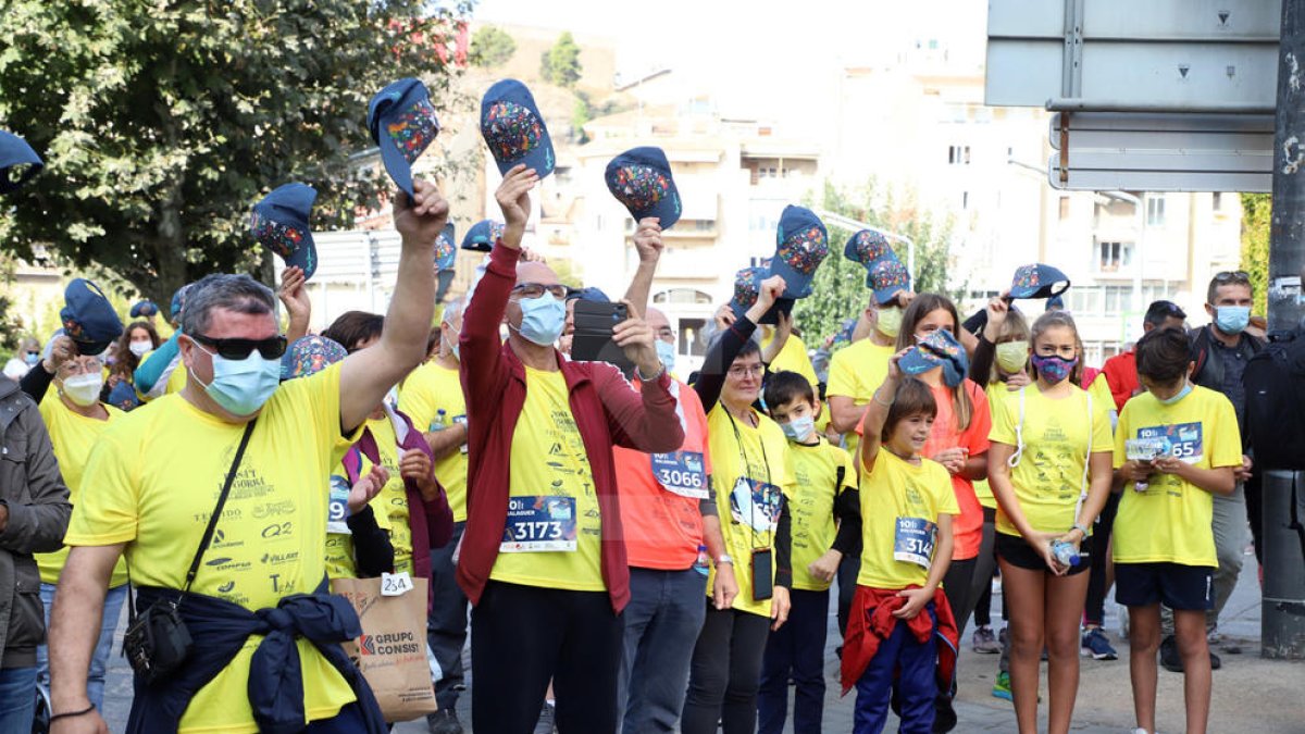 Onada de solidaritat a Balaguer al Posa't la Gorra