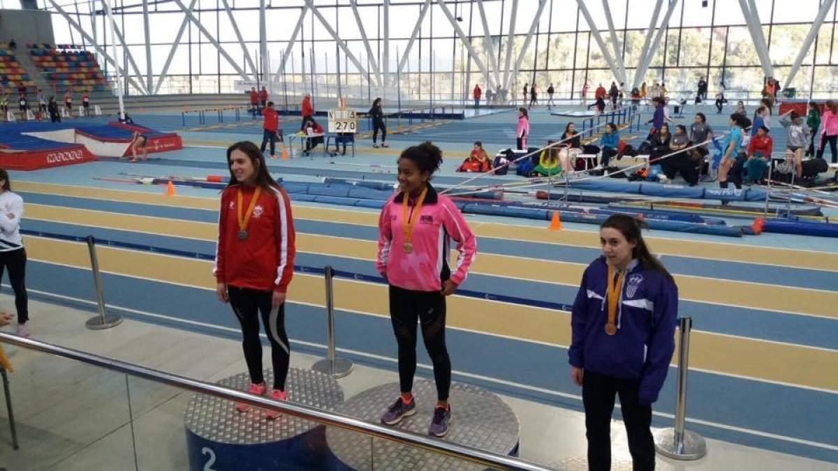 Ayuste, or en el Català júnior d’atletisme