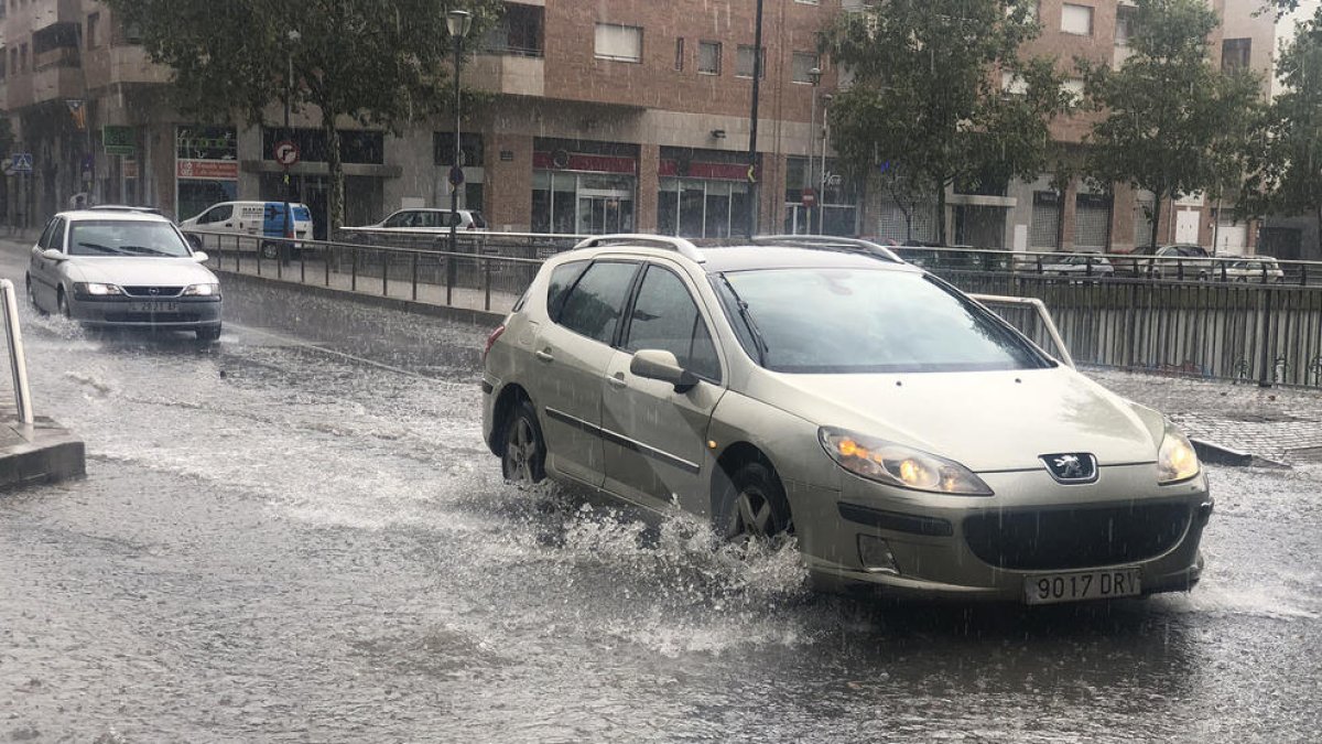 Una tormenta descarga 24 l/m² en el Urgell
