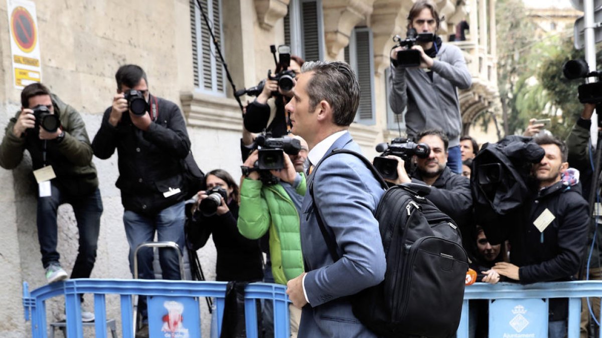 Comença la vista de mesures cautelars contra Urdangarin