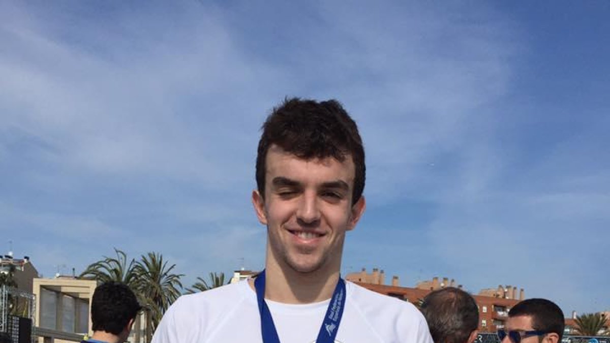 Ferran Julià, el sábado tras conseguir la medalla en Mataró.