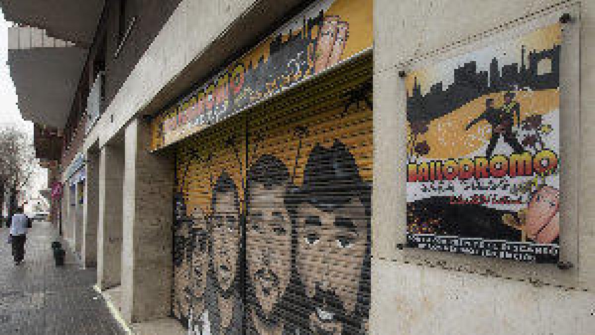 Estudian acciones legales contra discoteca que pide a mujeres ir 