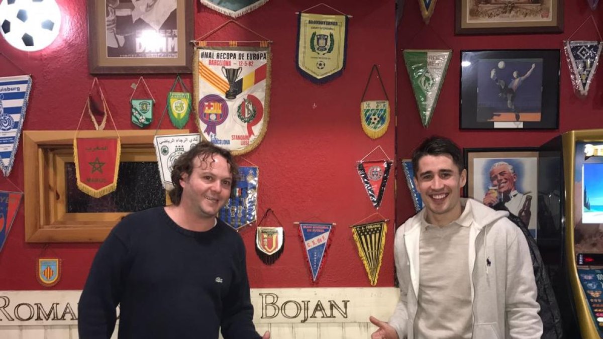 Bojan Krkic, cedit per l’Stoke City al Mainz 05 alemany, va visitar el dia 25 la Penya Som un Sentiment.