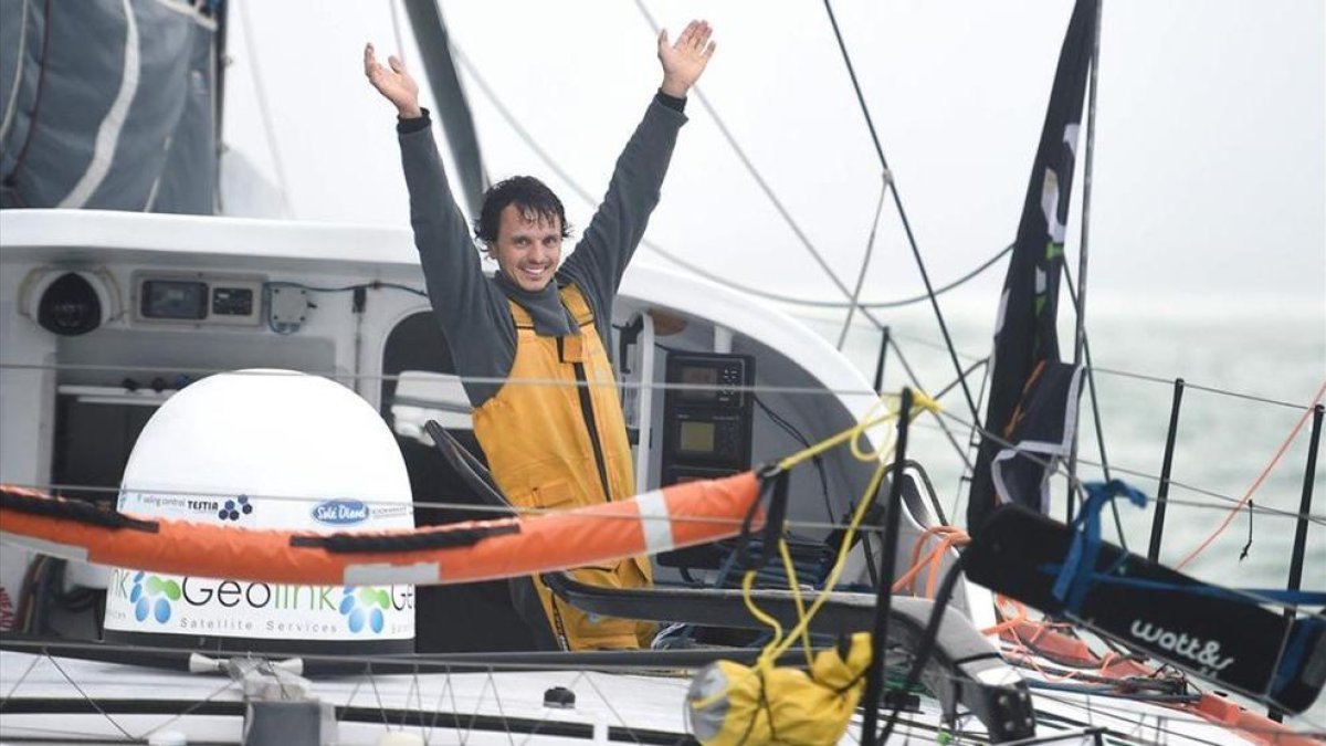 Didac Costa mostra la seua felicitat després d’assolir el seu somni.