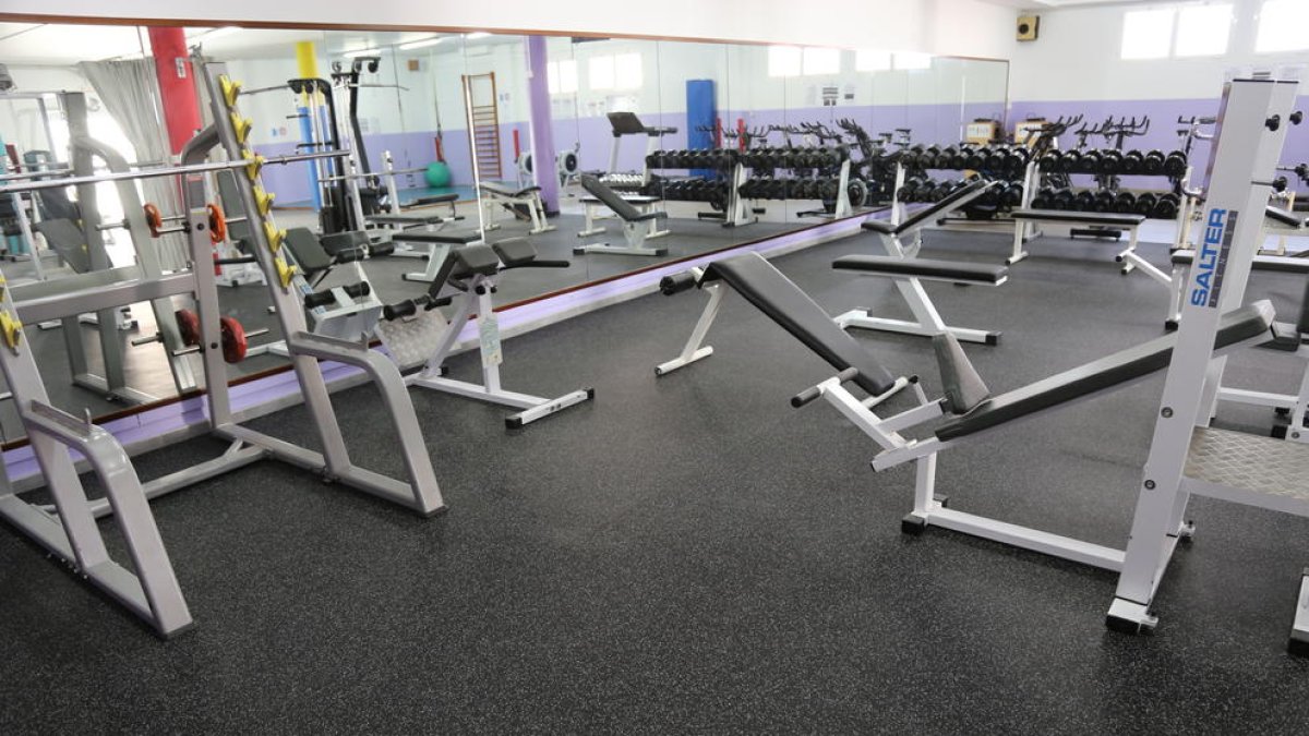 Las instalaciones del gimnasio municipal de Mequinensa.