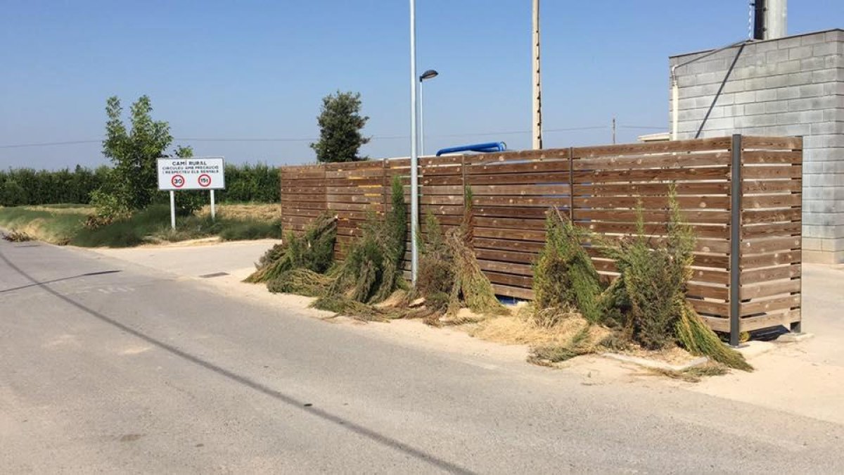 El estado en el que quedó la ‘minideixalleria’ de La Fuliola.