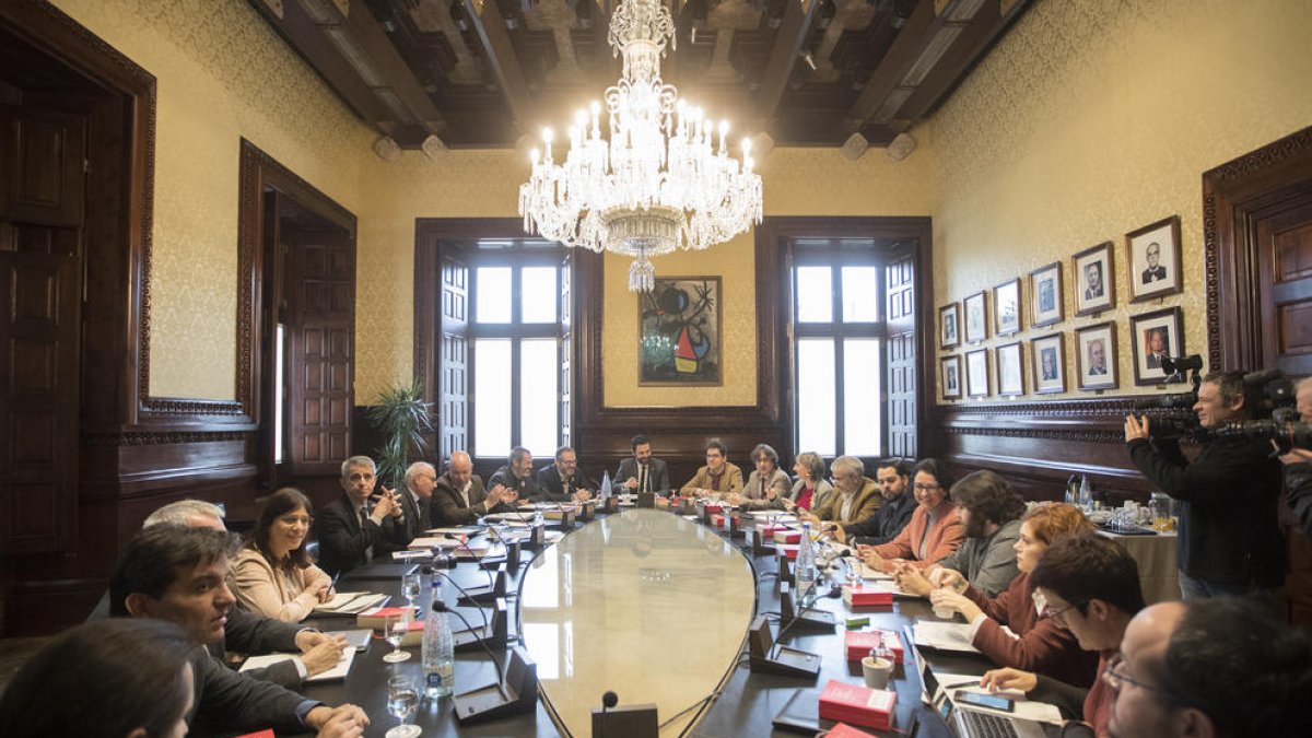 Reunión de la Junta de Portavoces celebrada en el Parlament de Catalunya.