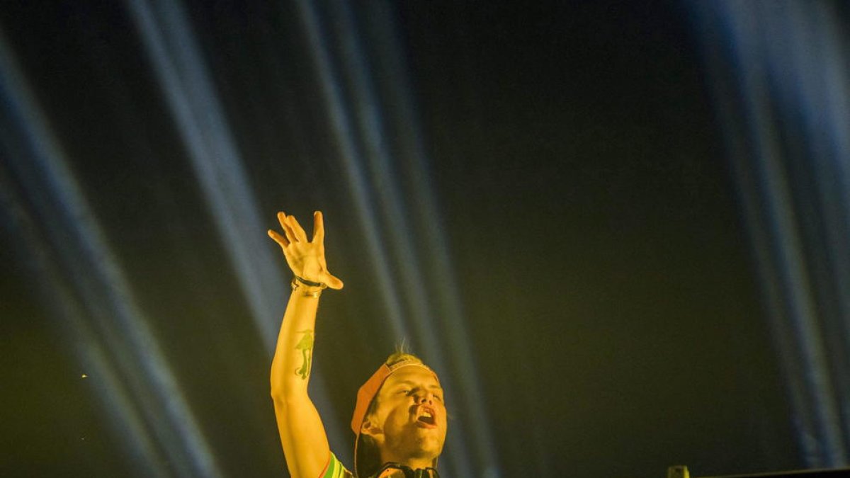 El DJ suec Avicii, en una imatge d’arxiu d’una sessió musical celebrada a Budapest.