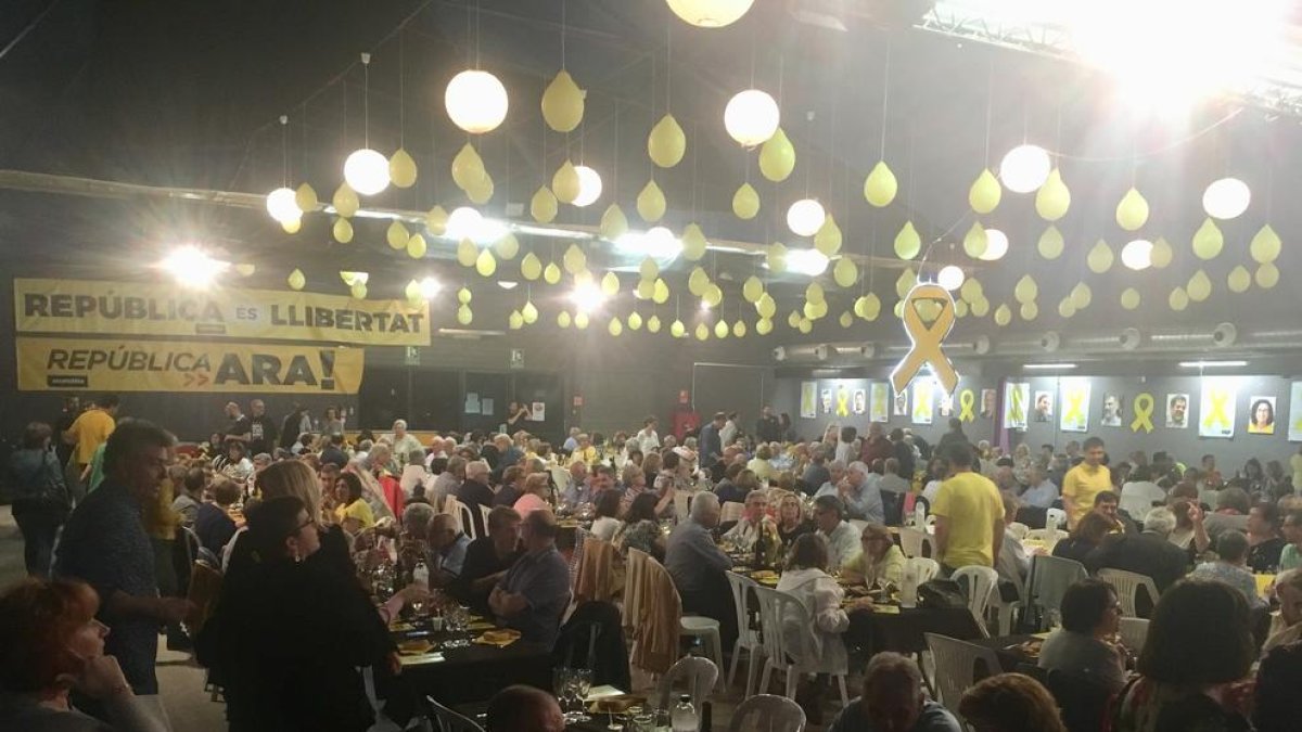 Tàrrega celebra un “sopar groc” por los “presos políticos y exiliados”.