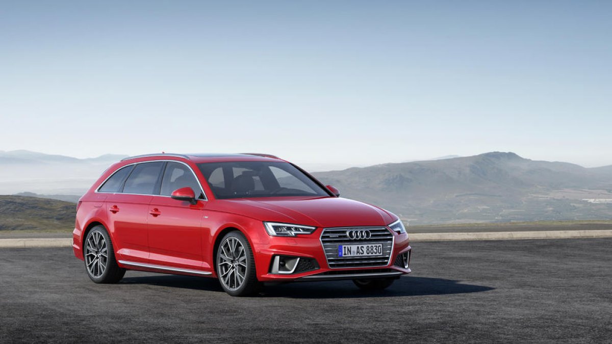 Disseny més cridaner per a les versions
S Line i Black Line dels Audi A4 i A4 Avant