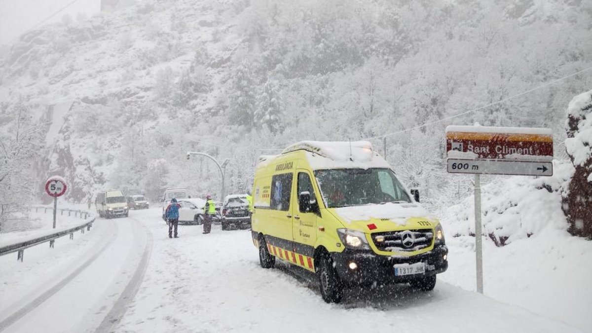 Dos ferits en un xoc frontal a Coll de Nargó